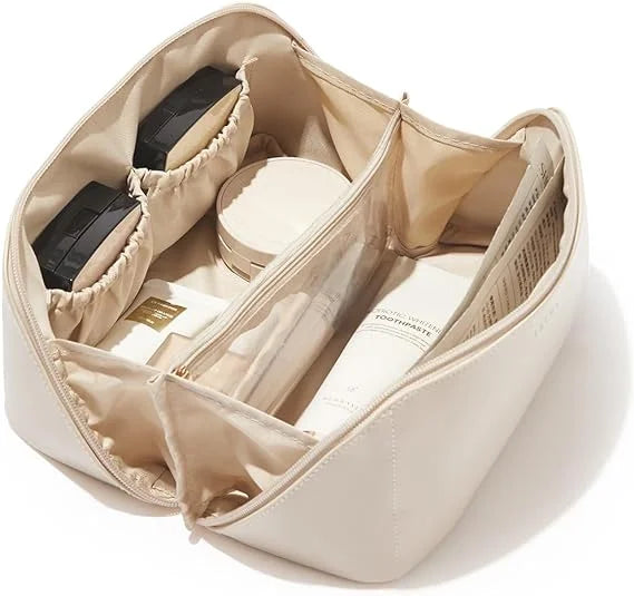 Captain Coast Luxe Cosmetic Case – Stylish & Functional Travel Companion